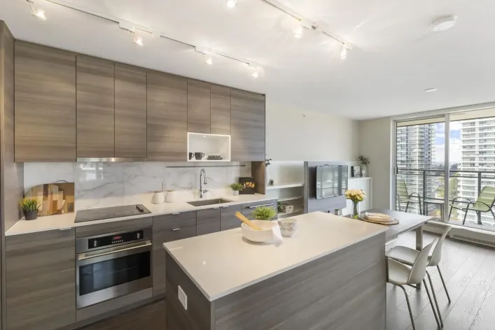 2305 13398 104 AVENUE, Surrey