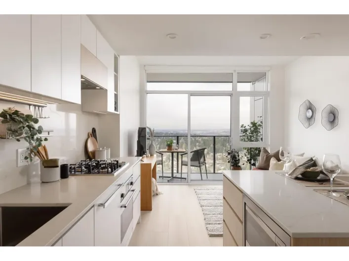 2305 13573 98A AVENUE, Surrey