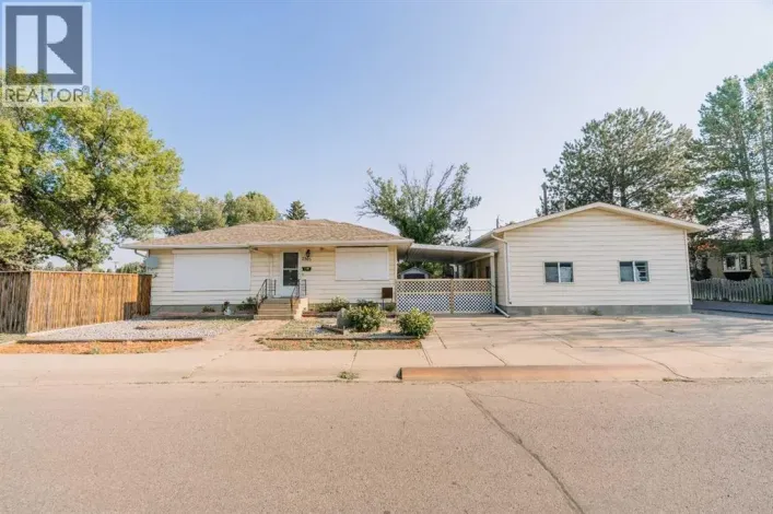2305 7 Avenue N, Lethbridge