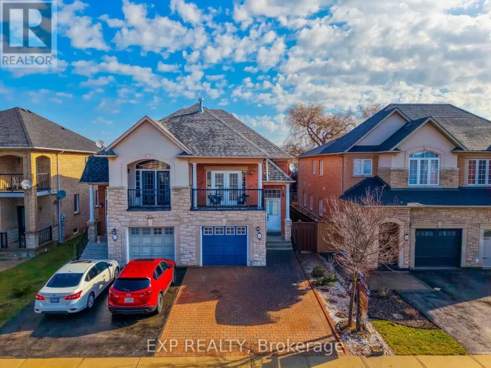 2305 NEWCASTLE CRESCENT, Oakville