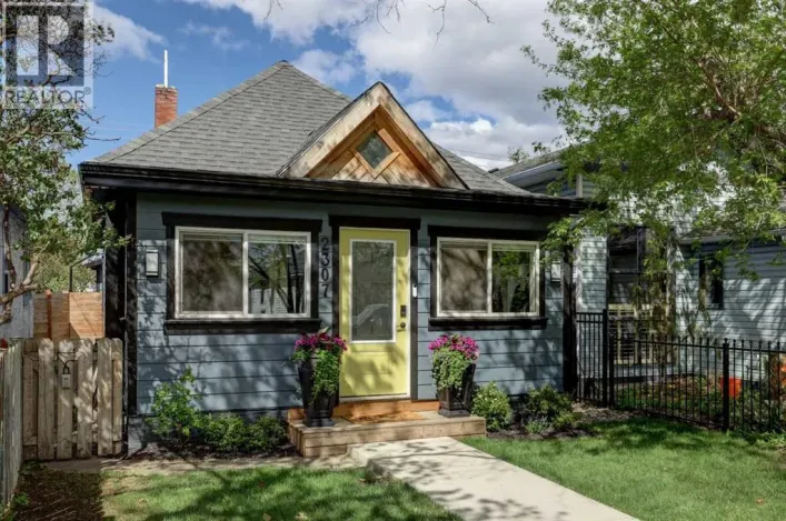 2307 15A Street SE, Calgary