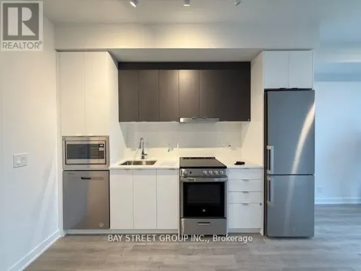 2307 - 50 UPPER MALL WAY, Vaughan