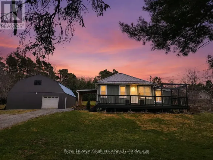 2307 COUNTY RD 3, Prince Edward County