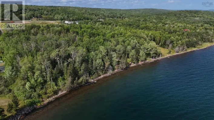 23-1 105 Highway, Baddeck Inlet