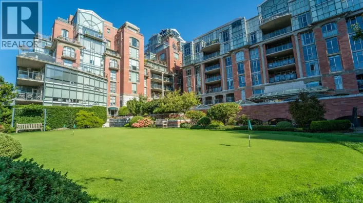 231 21 Dallas Rd, Victoria