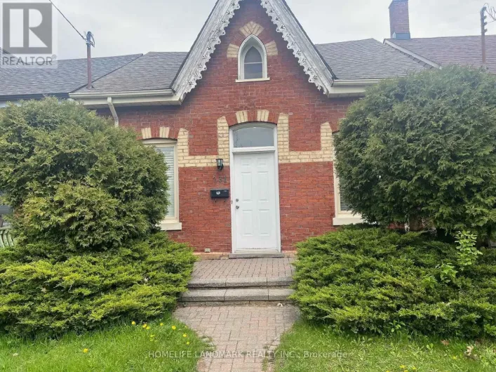 231 CLINTON STREET, Toronto