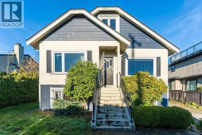 231 E EIGHTH AVENUE, New Westminster