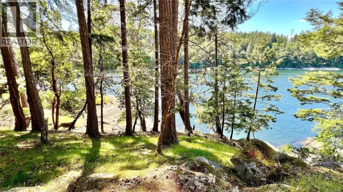 231 Halibut Hill Rd, Mudge Island