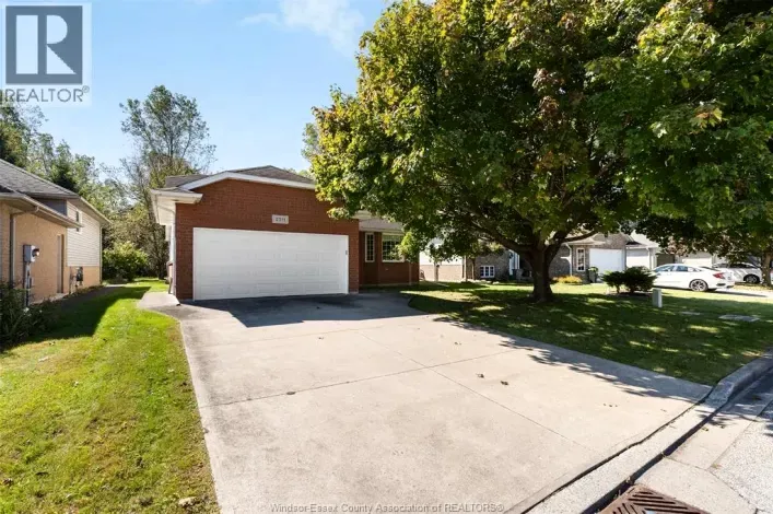 House for sale: 2311 AMY LYNN PARK, Windsor