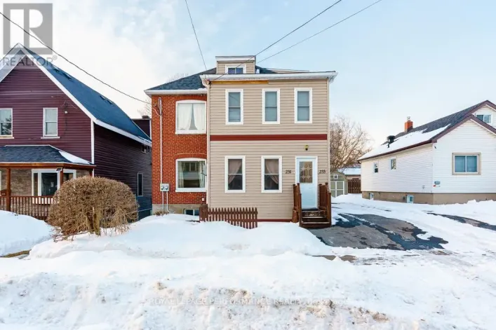 231-233 FIFTH STREET E, Cornwall