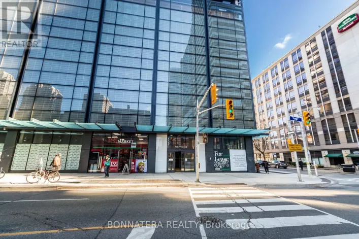 2313 - 501 YONGE STREET, Toronto