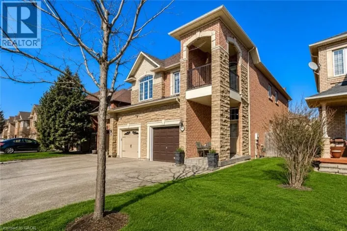 2313 NEWCASTLE Crescent, Oakville