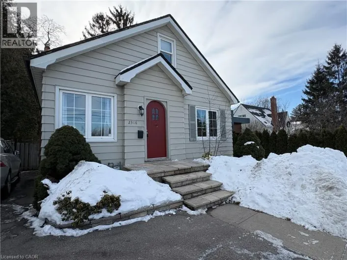 2316 NEW Street, Burlington