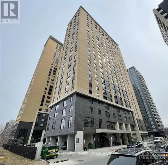 2318 - 105 CHAMPAGNE AVENUE, Ottawa