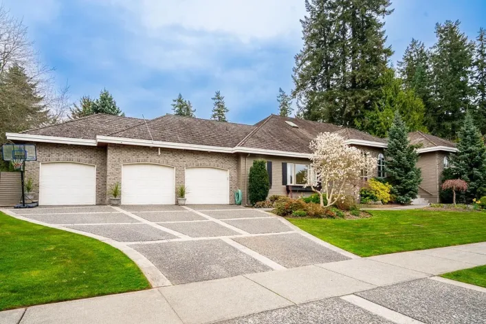 2318 CHANTRELL PARK DRIVE, Surrey