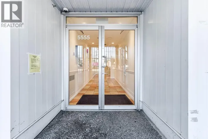 232 5555 VICTORIA DRIVE, Vancouver