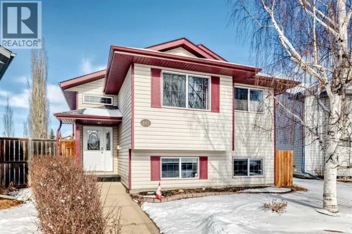 232 Deschner Close, Red Deer