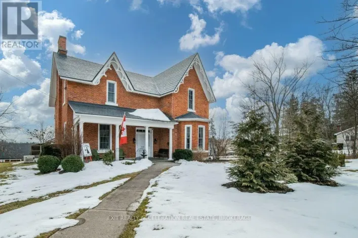 232 DUNDAS STREET W, Greater Napanee