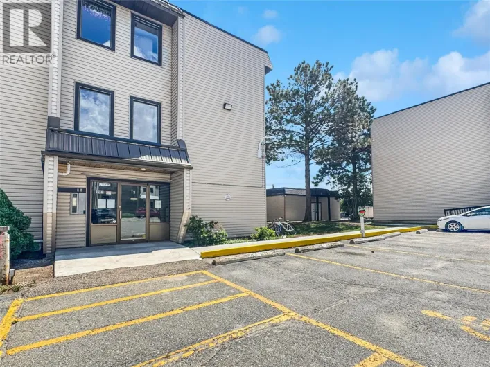 2321 12TH Street N Unit# 206B, Cranbrook