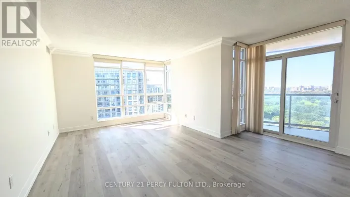 Apartment for rent: 2322 - 238 BONIS AVENUE, Toronto