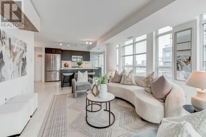 2322 - 400 ADELAIDE STREET E, Toronto