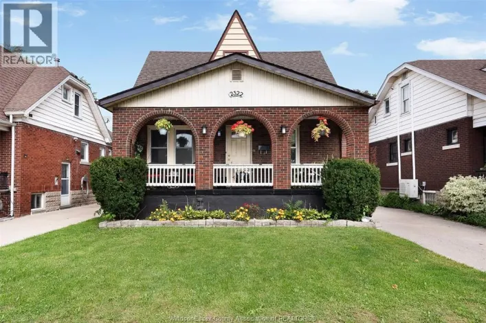 2322 BYNG ROAD, Windsor