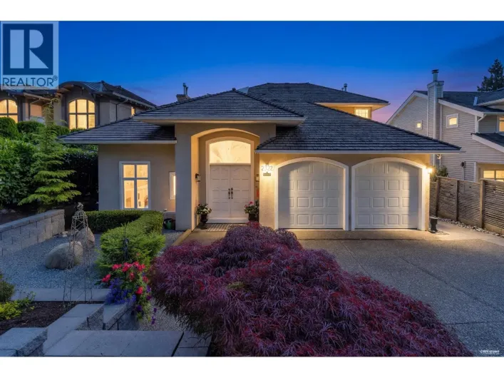 2322 LAWSON AVENUE, West Vancouver
