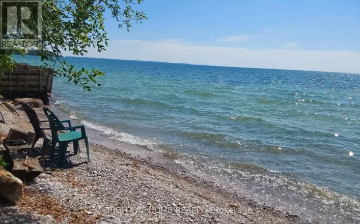 2323 LAKESHORE DRIVE, Ramara