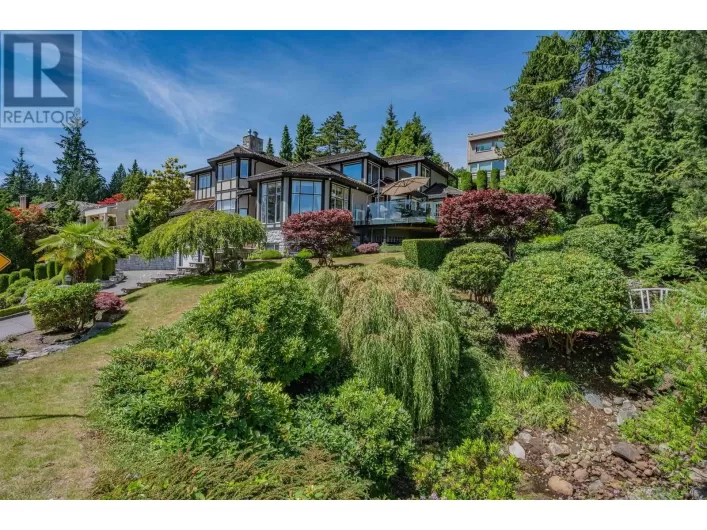 2327 WESTHILL DRIVE, West Vancouver