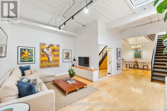 233 - 326 CARLAW AVENUE, Toronto