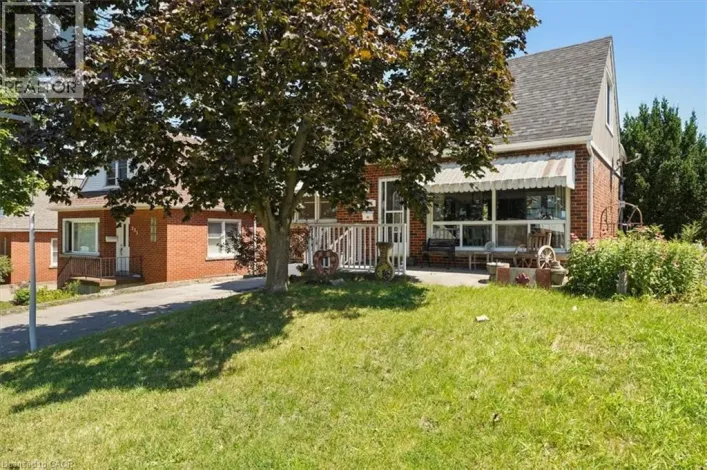 House for sale: 233 AUBURN Avenue, Hamilton