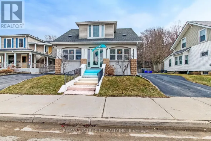 233 COLBORNE STREET, Central Elgin