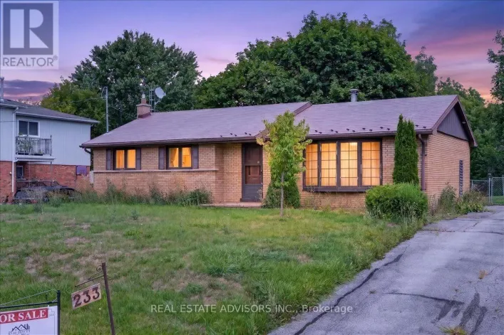 233 EAST STREET, East Gwillimbury