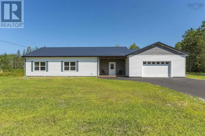 233 Hall Road, South Greenwood