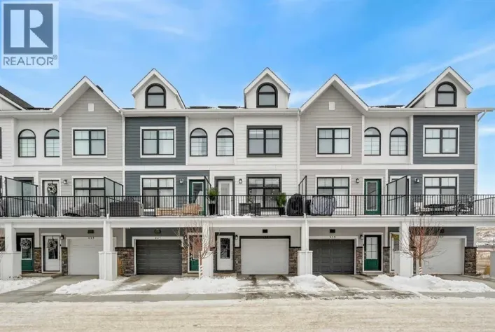 233 Les Jardins Park SE, Calgary