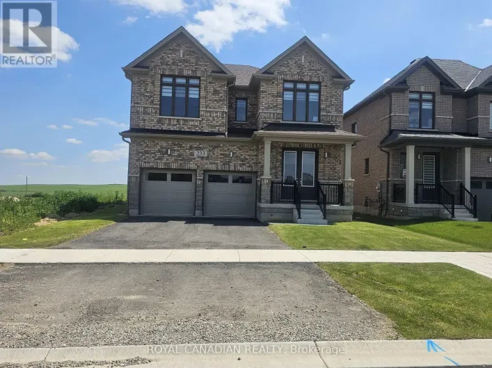 233 LESLIE DAVIS STREET, North Dumfries