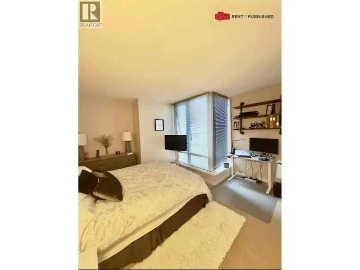 233 ROBSON STREET, Vancouver