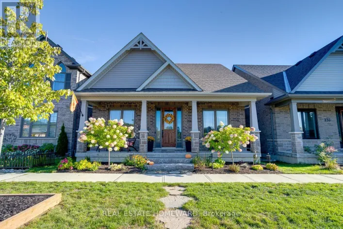 233 STRACHAN STREET, Port Hope