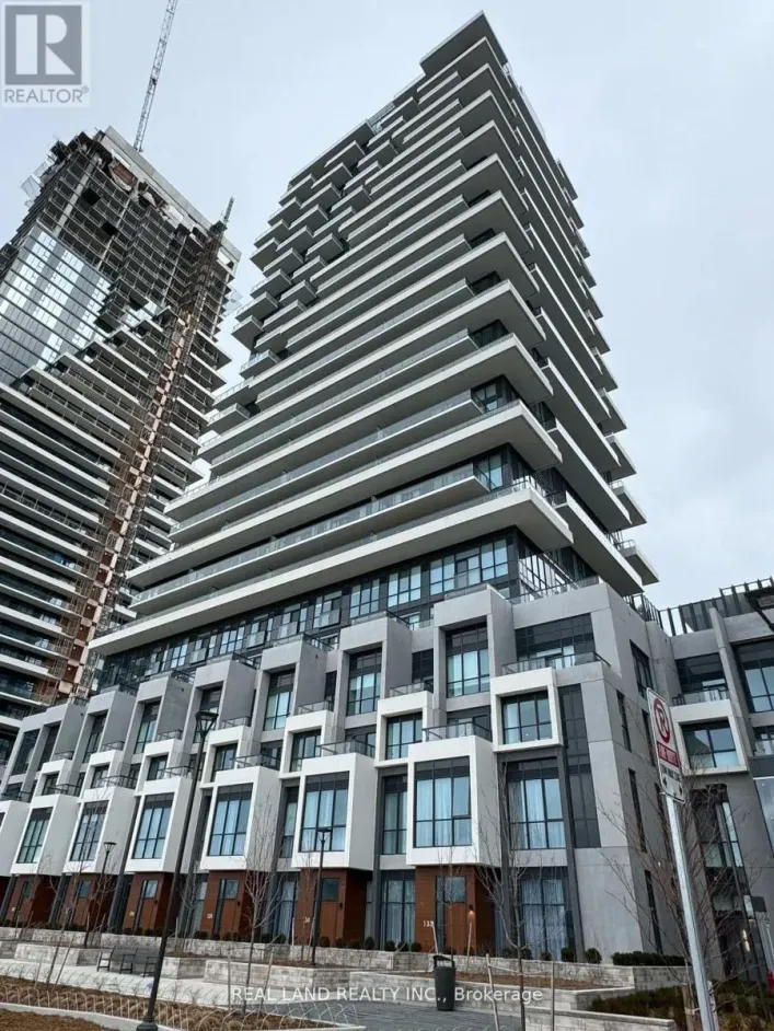 2337 - 20 INN ON THE PARK DRIVE, Toronto