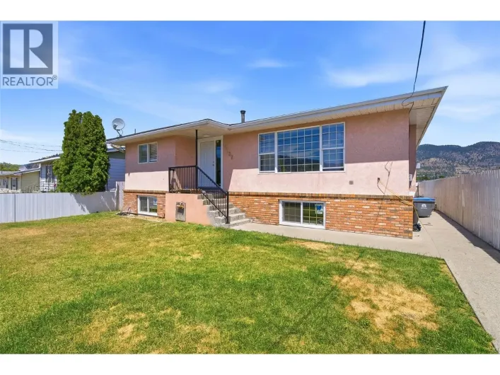 2337 Coutlee Avenue, Merritt