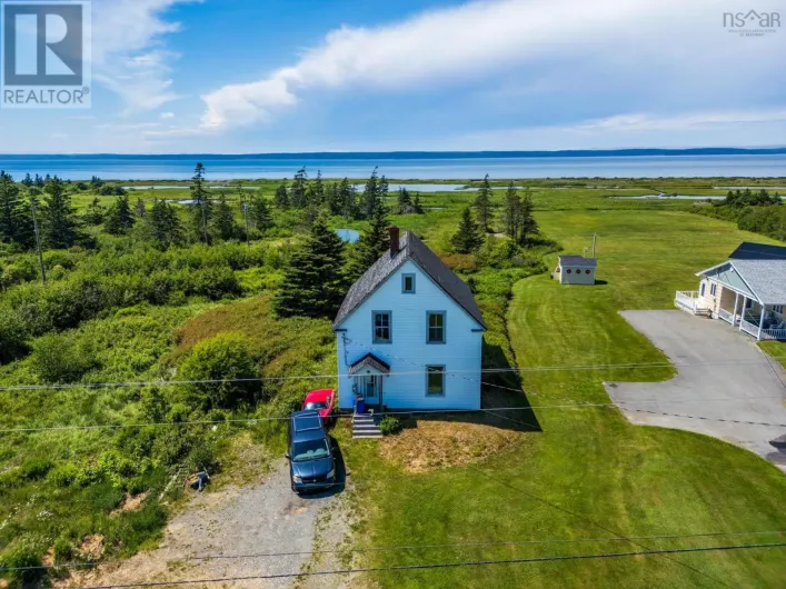 2337 Highway 1, Grosses Coques