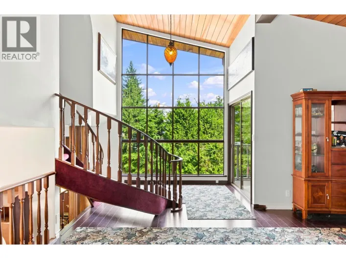 2337 ST GEORGE STREET, Port Moody