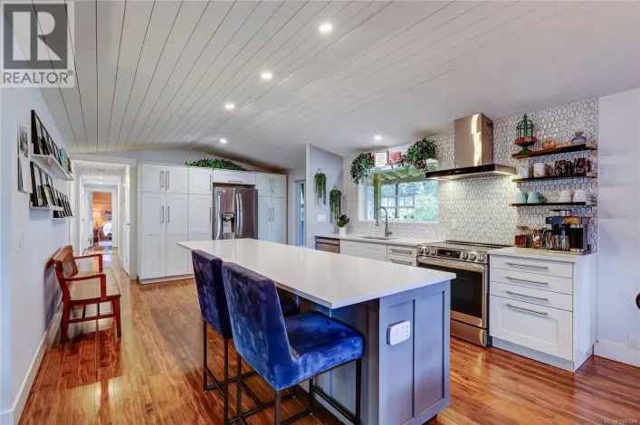 2339 Gould Rd E, Nanaimo