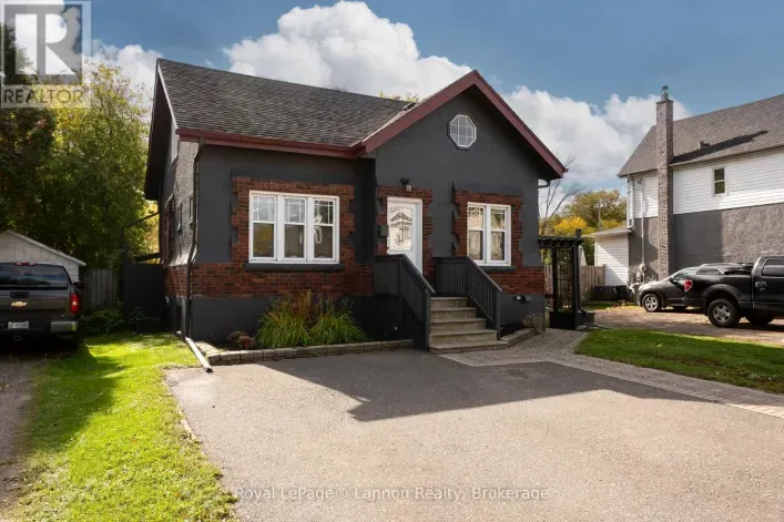 234 AMELIA ST STREET E, Thunder Bay