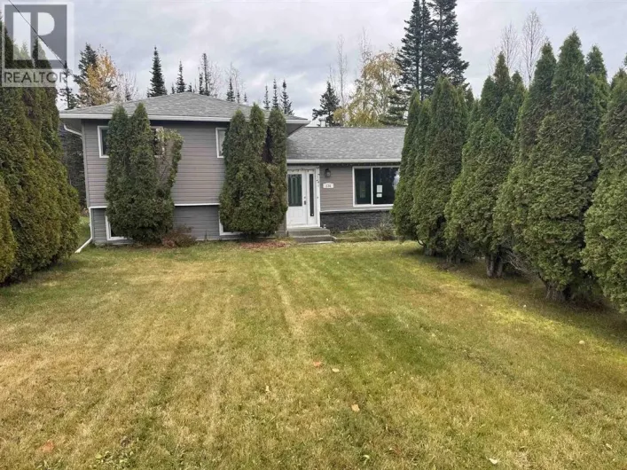 234 CENTENNIAL DRIVE, Mackenzie
