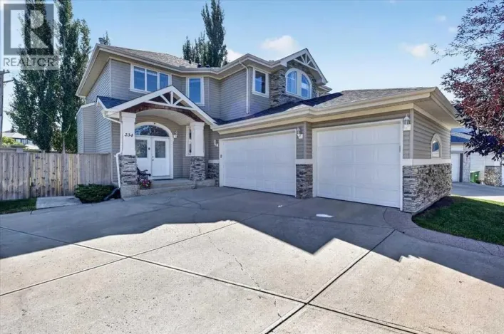 234 Elmont Bay SW, Calgary