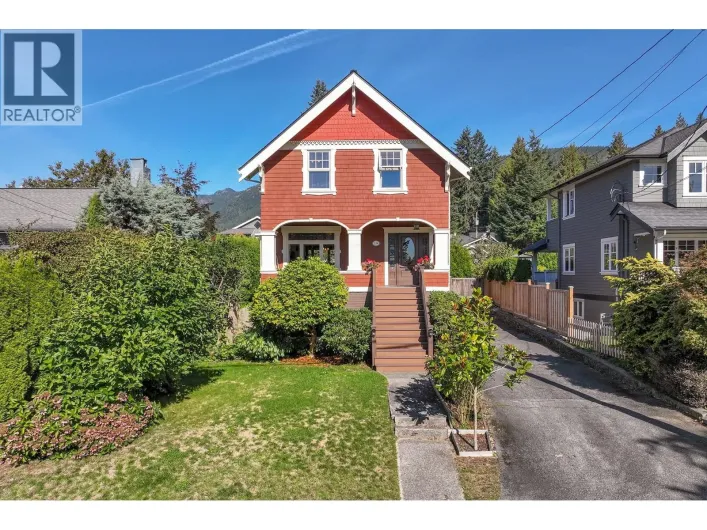 234 W WINDSOR ROAD, North Vancouver