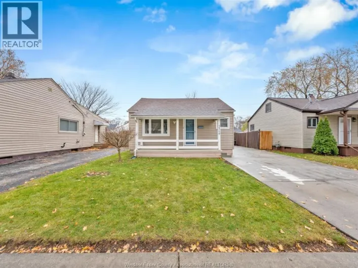 2340 ELSMERE AVENUE, Windsor