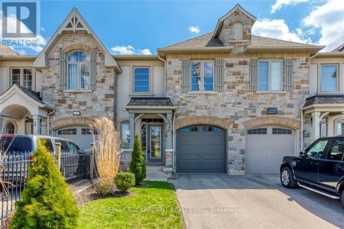 2340 WHISTLING SPRINGS CRESCENT, Oakville