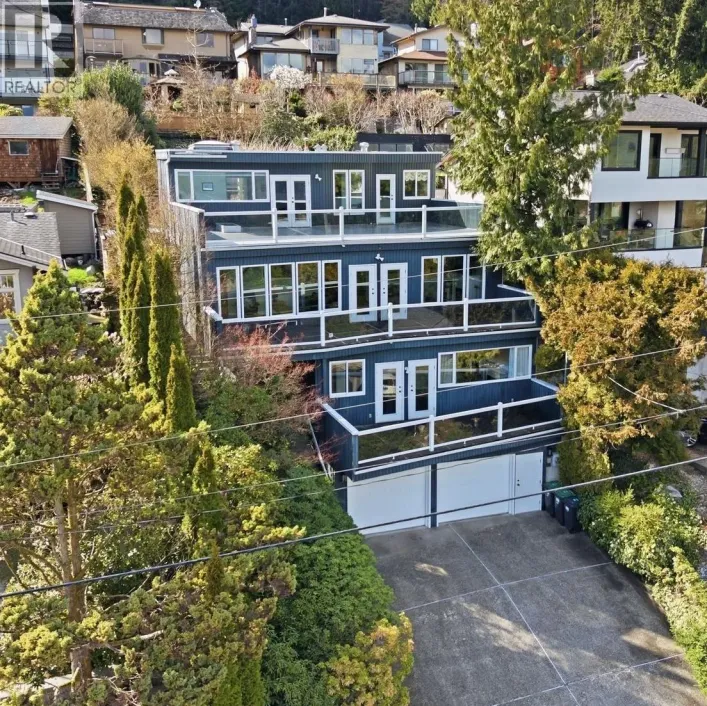 2341 CALEDONIA AVENUE, North Vancouver
